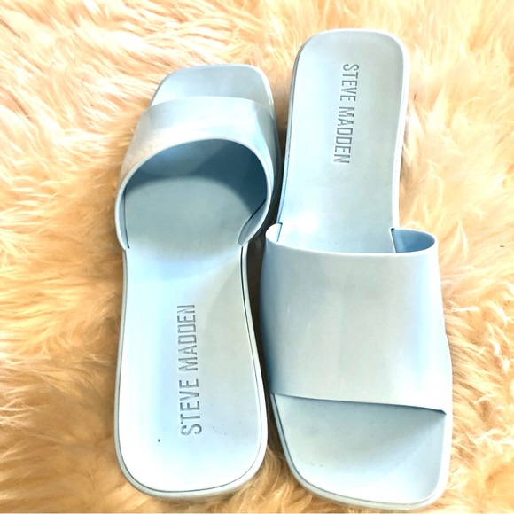 Steve Madden Harlin Baby Blue Sandals - Picture 5 of 6